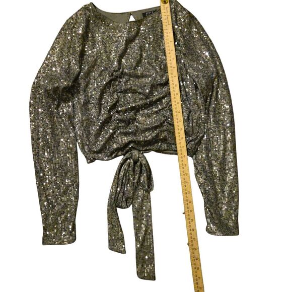 Buckle Privy  Large Sequined Blouse Gray Sequined Shirt Open Back Gather… - Picture 6 of 7